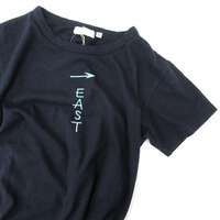【DAYS】EAST 標誌印花T恤 日本製 ｜DAYS ロゴTシャツ "EAST"