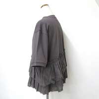 【mao made】不對稱荷葉邊套頭上衣 ｜mao made ボリュームフリルプルオーバー