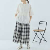 純棉巴里紗細密花卉刺繡五分泡泡袖襯衫 胸圍141cm cloudnine｜綿ボイルシフリー刺繍入り5分袖バルーン前あきブラウス