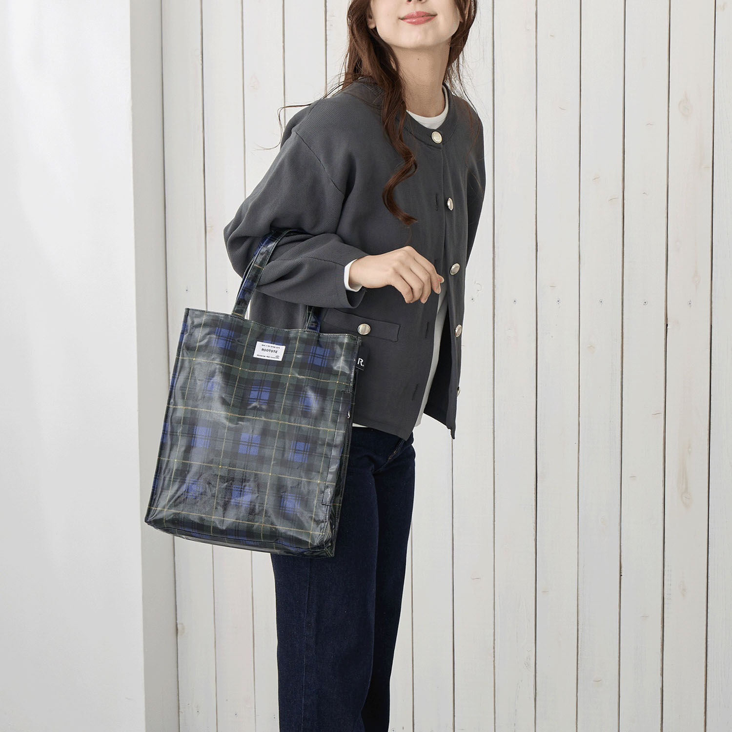 格紋亮面覆膜托特包 A4可放 好擦拭 2色【ROOTOTE】｜ルートートチェックラミネートトートバッグ