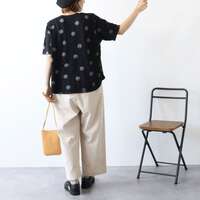 立體點點提花四分袖前後不對稱下襬針織上衣 身寬114cm cloudnine｜ドットジャカードカットソー
