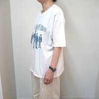 【ALL HOURS】IT'S SHOW TIME 印花T恤 象牙白 日本製 ｜ALL HOURS プリントTシャツ "IT'S SHOW TIME"