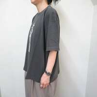 【ALL HOURS】牛仔圖案印花T恤 炭灰 日本製 ｜ALL HOURS プリントTシャツ "カウボーイ"
