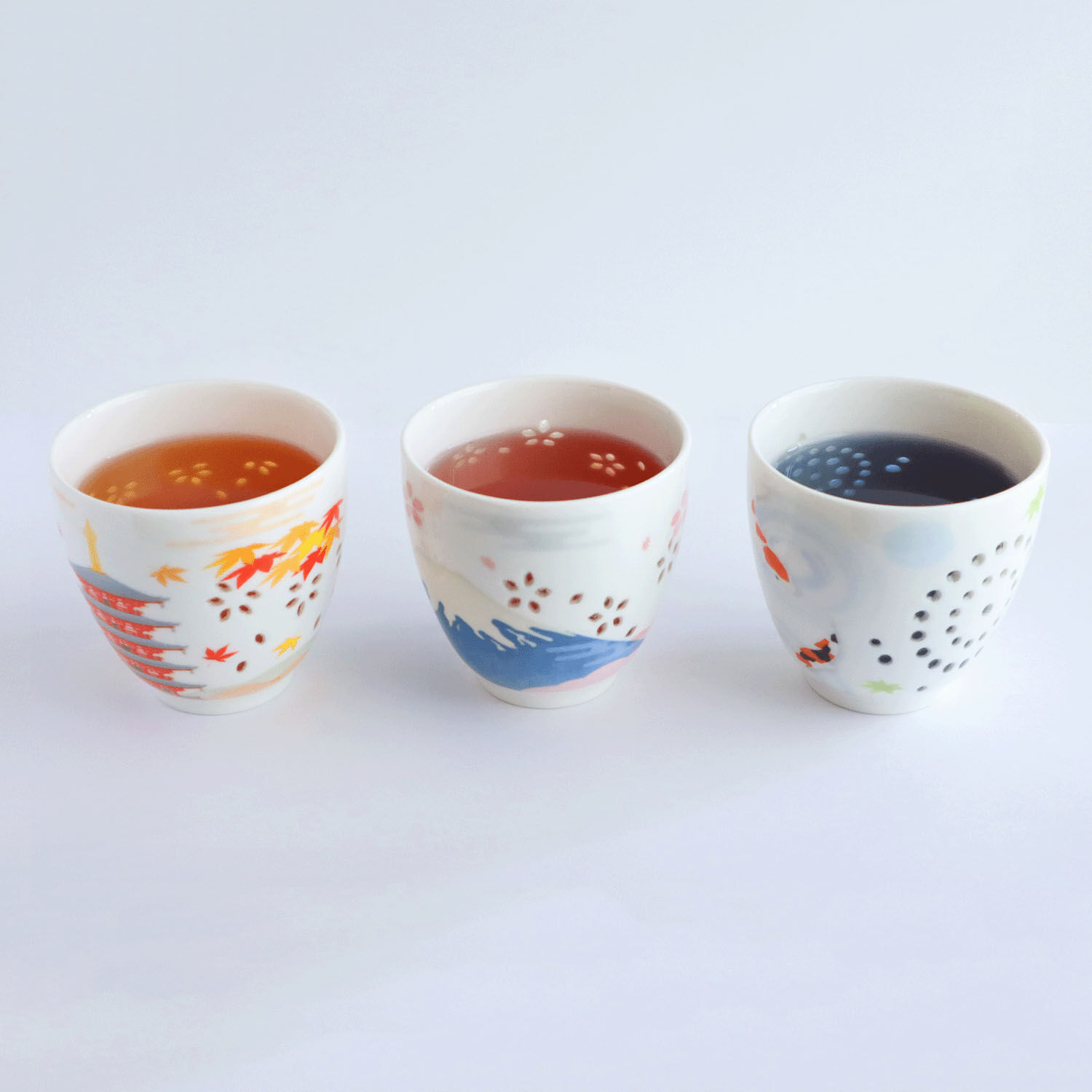 螢手透雕瓷湯杯 和風圖案 錦鯉・富士山・五重塔 200ml｜いろあかり湯呑 日本