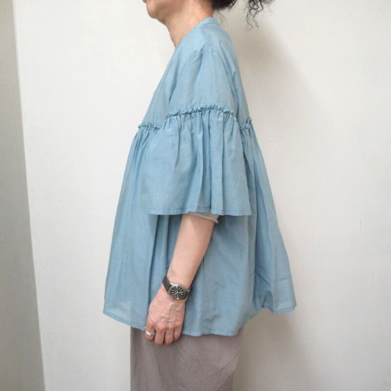 Audrey and John Wad 荷葉皺褶上衣 藍灰色