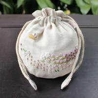 手刺繡方形收納包 16×16cm 麻 7款圖案【Zenma】｜Vyポーチ