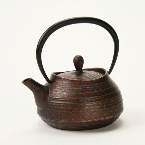 南部鐵器 刷毛目紋鐵茶壺 小 銅黑色 0.4L 內側琺瑯 附濾網|南部鉄 ティーポット 刷毛目 小 カパーブラック 0.4L ※湯沸し不可