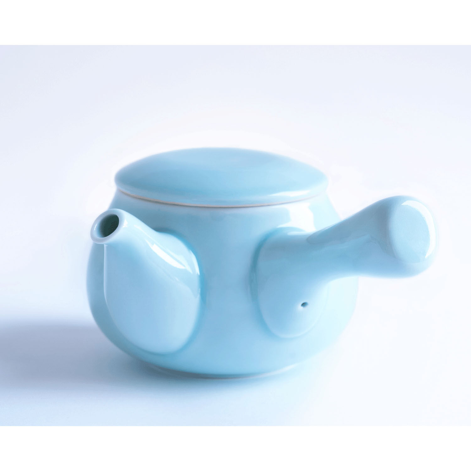 日本製波佐見燒 單手注茶急須 細網茶濾 360cc 山下陶苑 5色｜新構造急須 おちゃふく急須