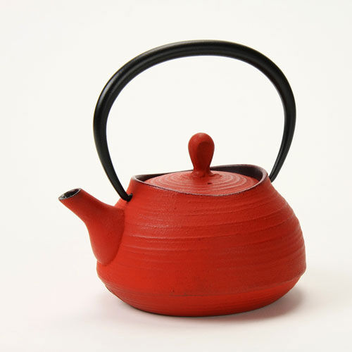 南部鐵器 刷毛目紋鐵茶壺 小 紅色 0.4L 內側琺瑯 附濾網|南部鉄 ティーポット 刷毛目 小 レッド 0.4L ※湯沸し不可