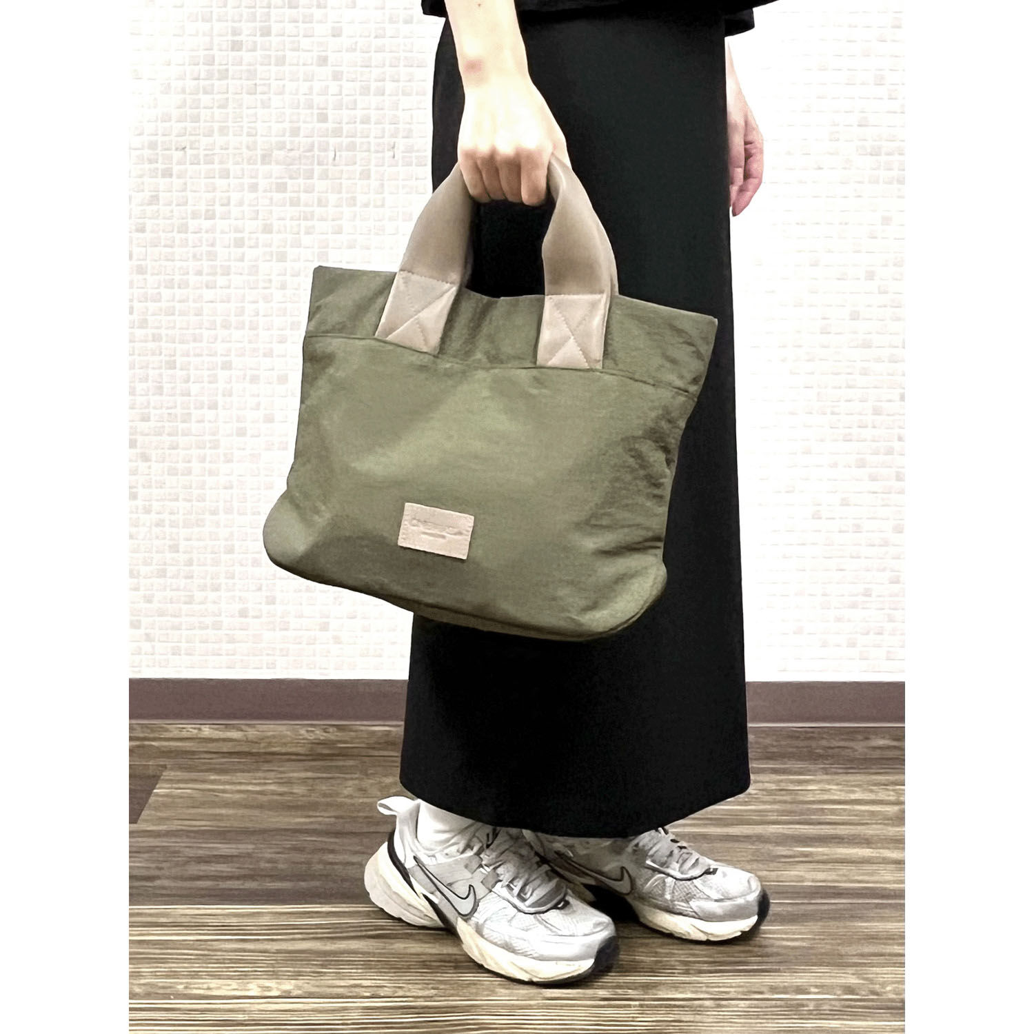 羊皮提把尼龍托特包 30×24cm 撥水【ONE PAIRED】｜ONE PAIRED（ワンペアード） ナイロン×羊革トートバッグ